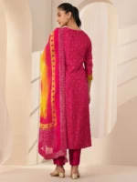 Red Printed Silk Blend Straight Suit Sets With Dupatta - Image 4